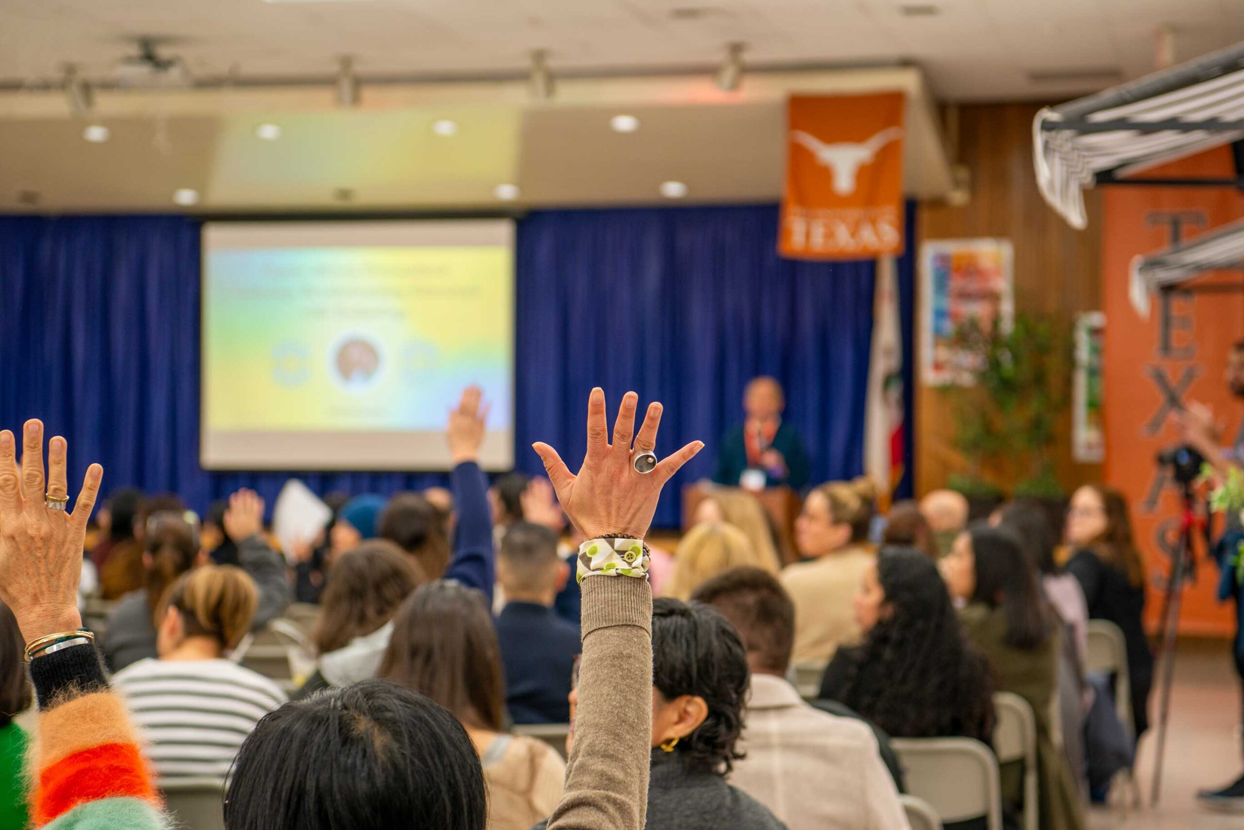 People asking question at Dr. Sonal's Keynote